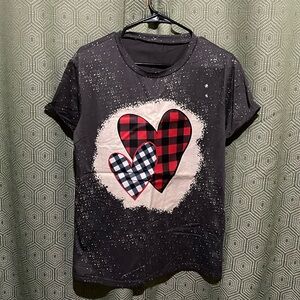 Plaid heart T-shirt unbranded size largegw preloved